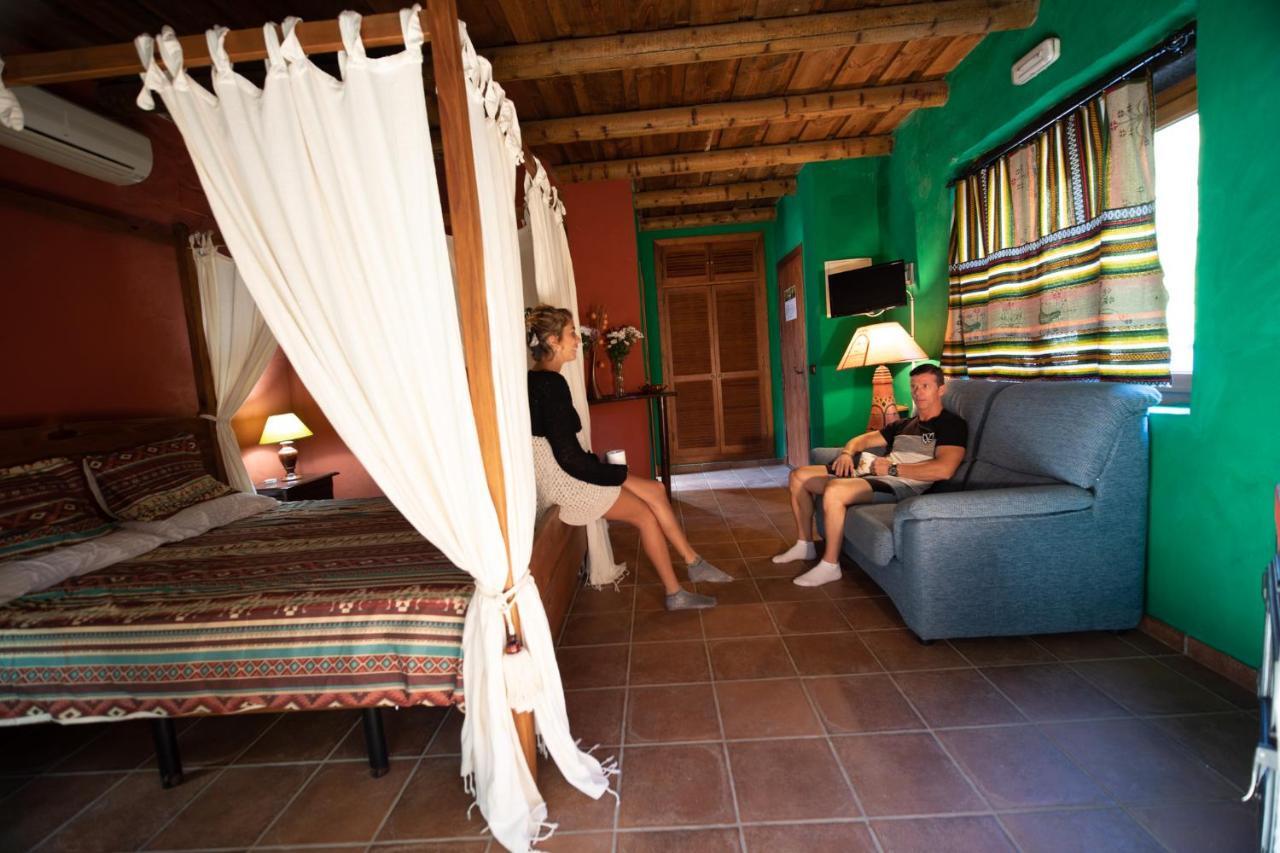 Tikal Boungalows Hotel Malcocinado  Exterior foto