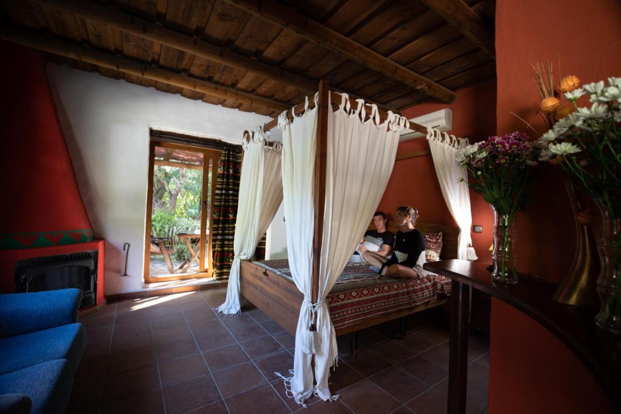 Tikal Boungalows Hotel Malcocinado  Exterior foto